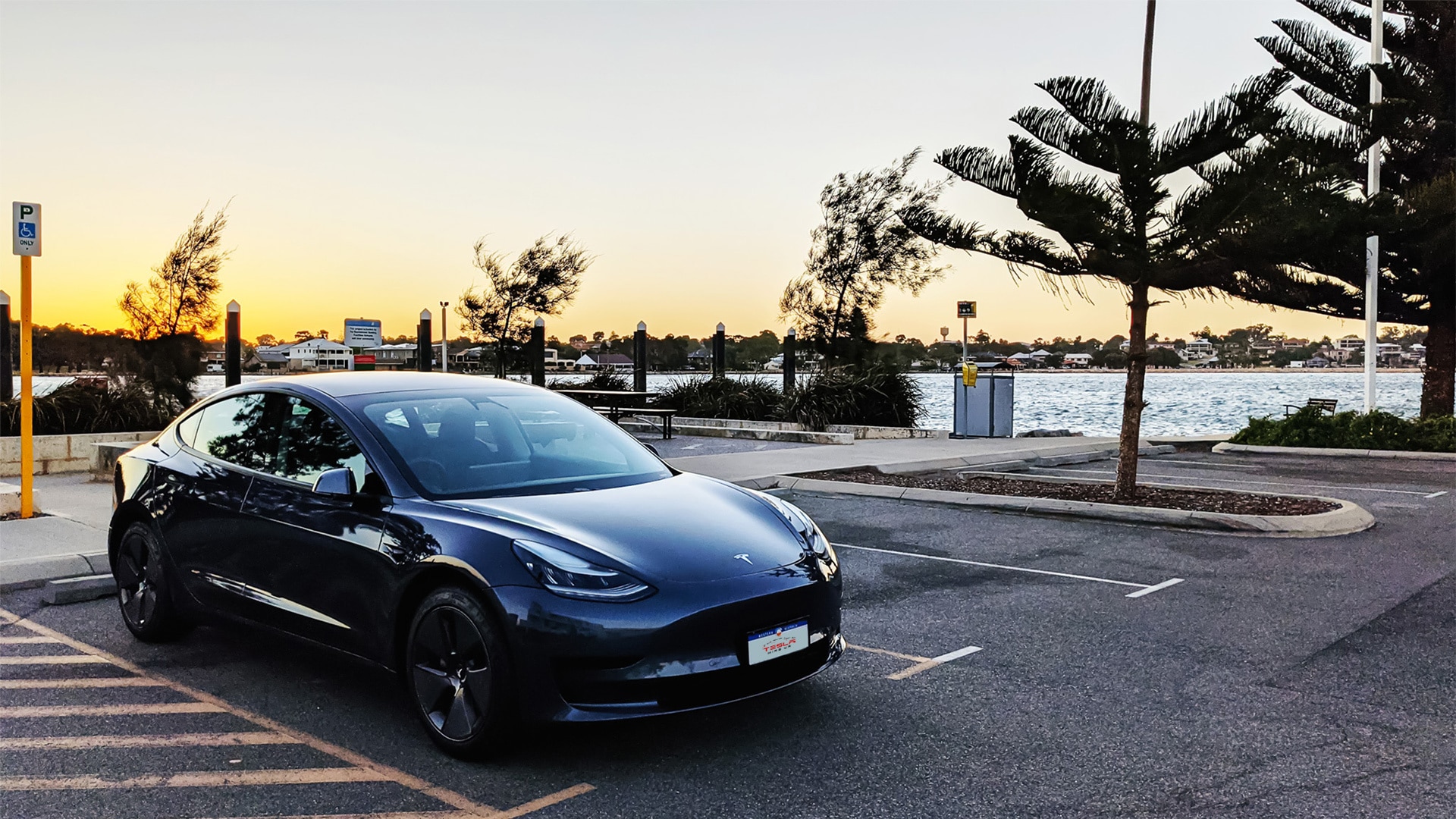 explore-tesla-hire-wa
